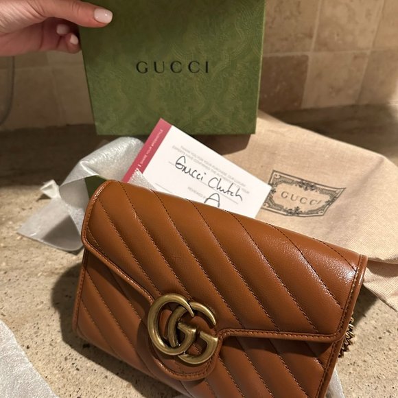 NWT Women's Gucci Small Bag with Gold Chain (camel, tan color) - Picture 6 of 6